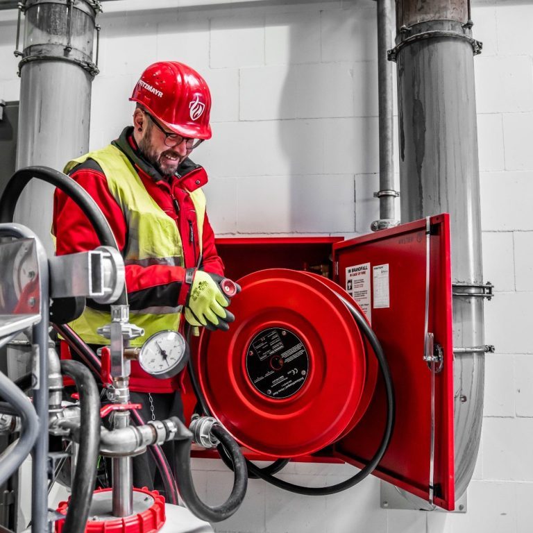 Löschwasseranlage – Wandhydrant im Objekt
